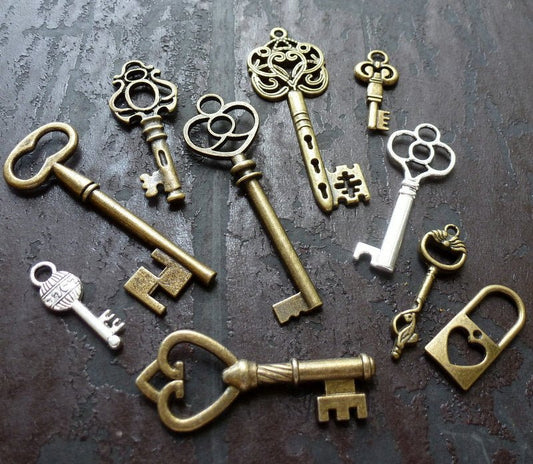 Using Keys for Spells & Work - Yeyeo Botanica